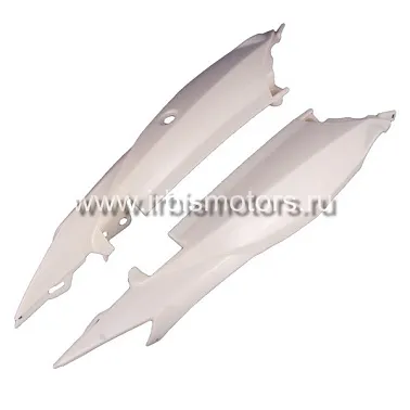Пластик боковой задний (пара) GS200b